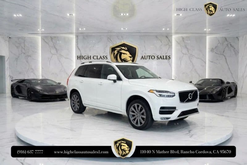 2016 Volvo XC90 T6 Momentum Sport Utility 4D