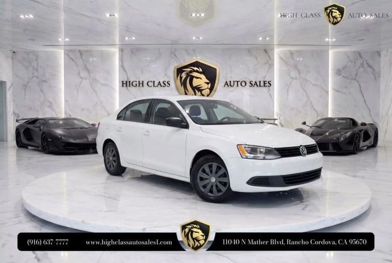 2013 Volkswagen Jetta 2.0L S Sedan 4D